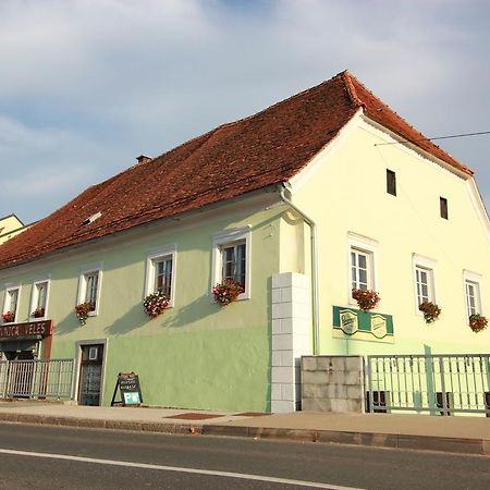 Guesthouse Veles Slovenska Bistrica Esterno foto