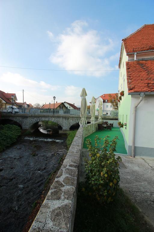 Guesthouse Veles Slovenska Bistrica Esterno foto