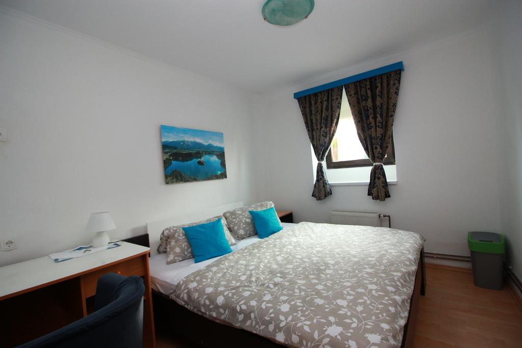 Guesthouse Veles Slovenska Bistrica Esterno foto