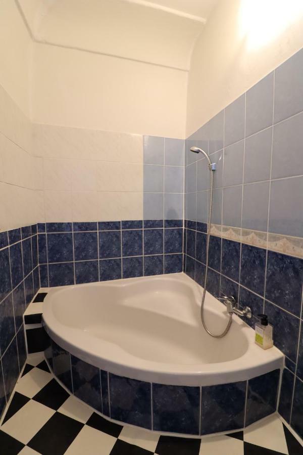 Guesthouse Veles Slovenska Bistrica Esterno foto